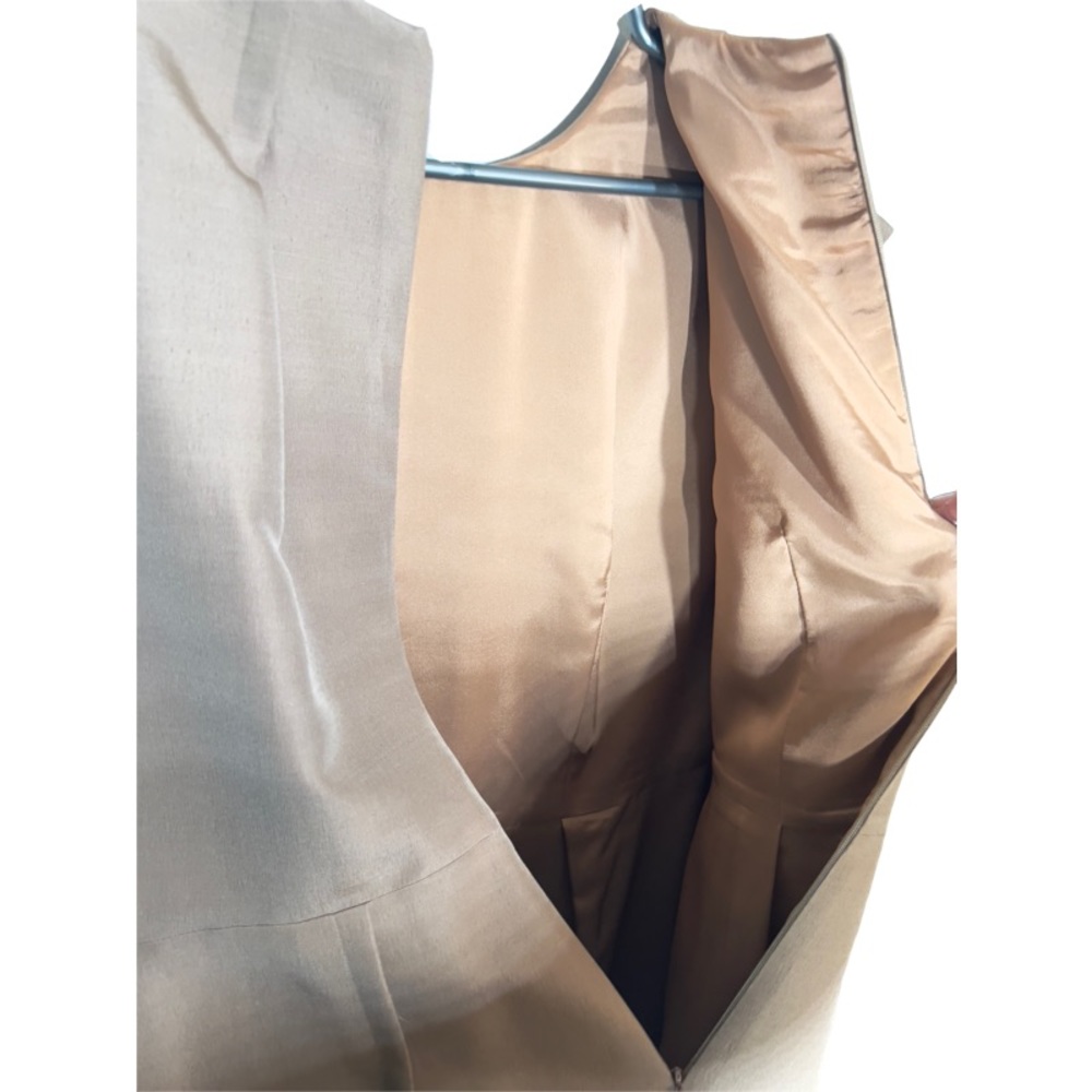 BARNEYS NEW YORK Beige Nude Italian Silk Wool Sheath Classy Dress Pockets 10 - Picture 9 of 10